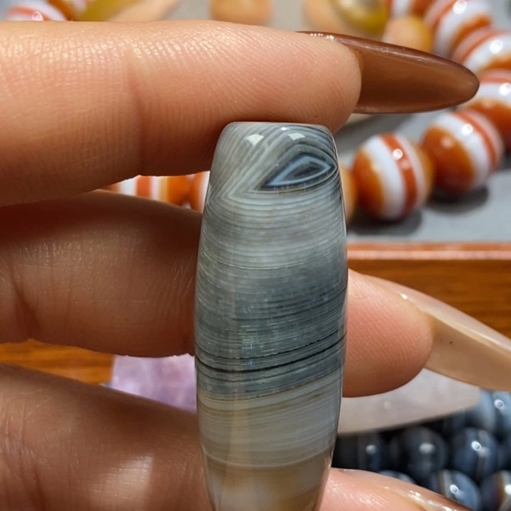 玛瑙/玉髓合金颈饰