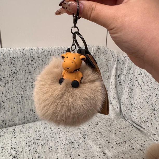狐狸毛小牛ins可爱汽车钥匙扣书包包包挂饰女节日礼物