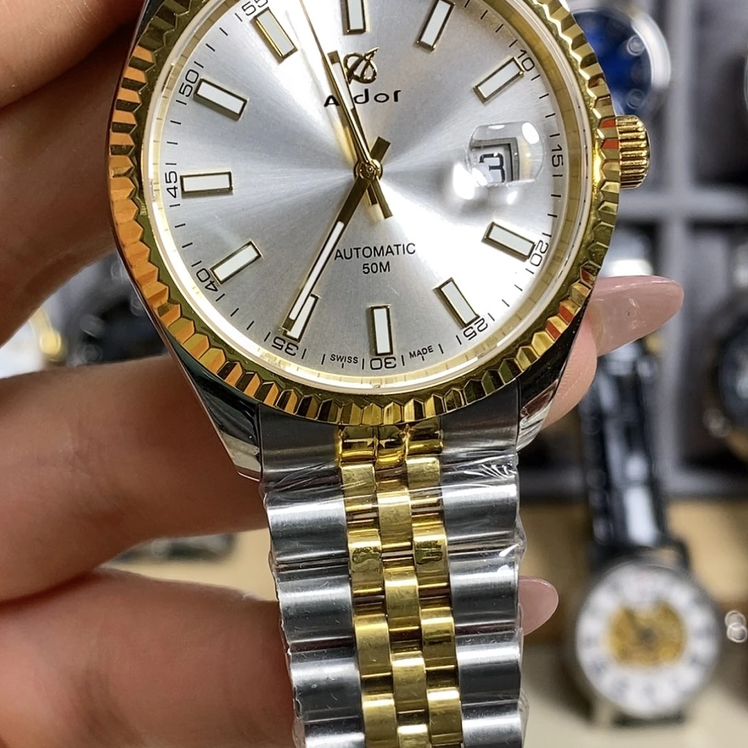 全自动机械男表