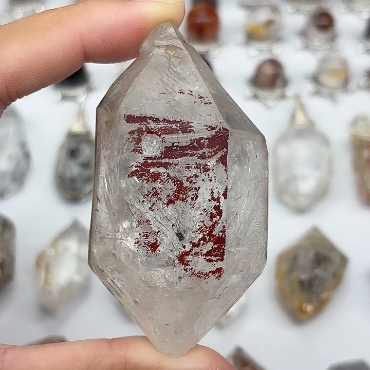 水晶颈饰未镶嵌白水胆闪灵钻手握/摆件73mm+