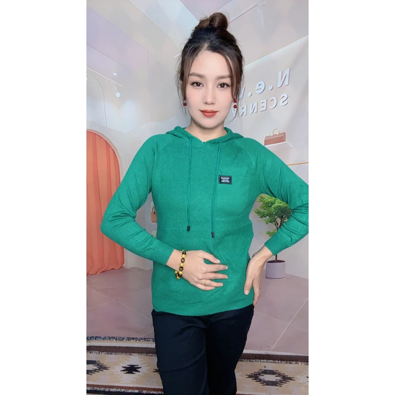 【كىراسى ھەقسىز】长袖学院风连帽拼接提花毛针织衫时尚女装毛衫