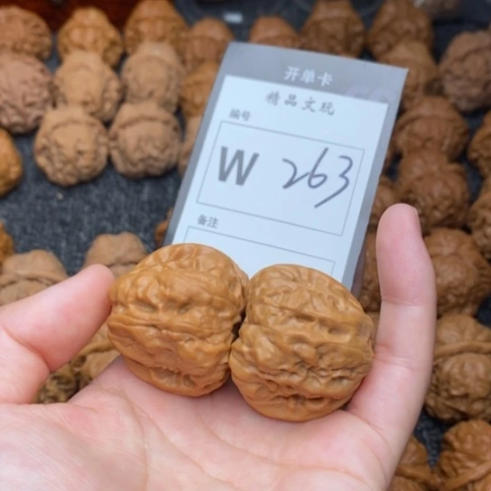 吊坠桃核我是第一百36