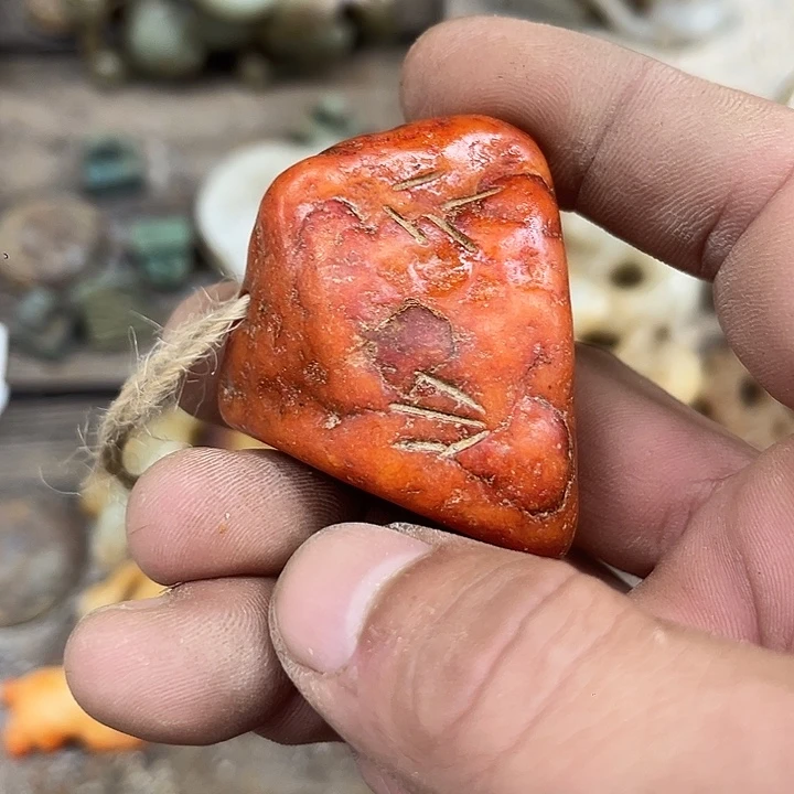 和田玉（糖玉）未镶嵌挂件