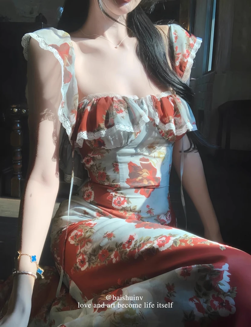 灰尘邓邓 碎花裙连衣裙女2025春季新款法式包臀长裙抹胸印花裙子