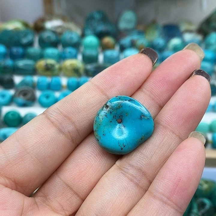 藏扣扣闪电购饰品