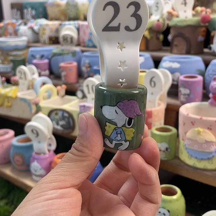 23….手工手绘花盆