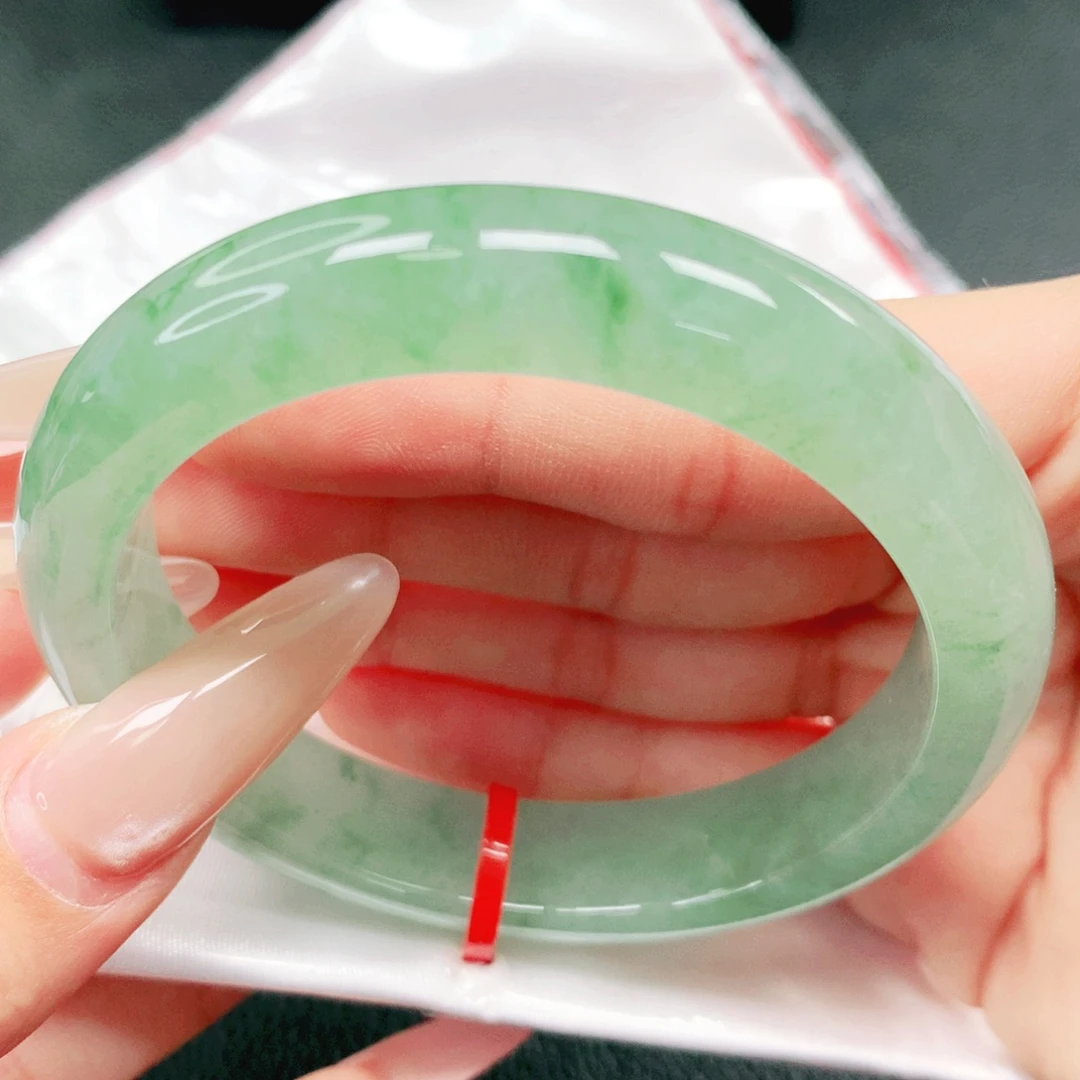 翡翠未镶嵌手镯56