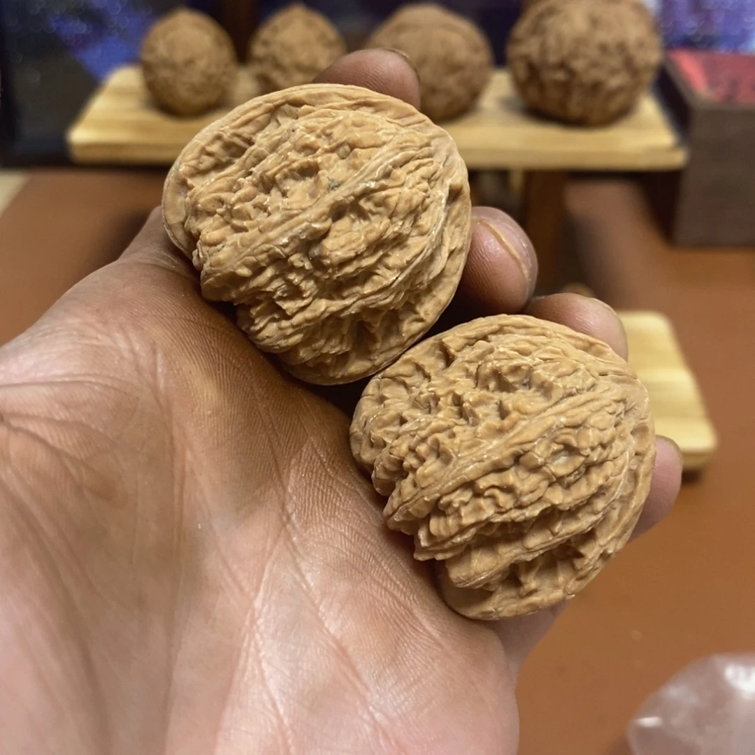文玩核桃吊坠破烂子密纹