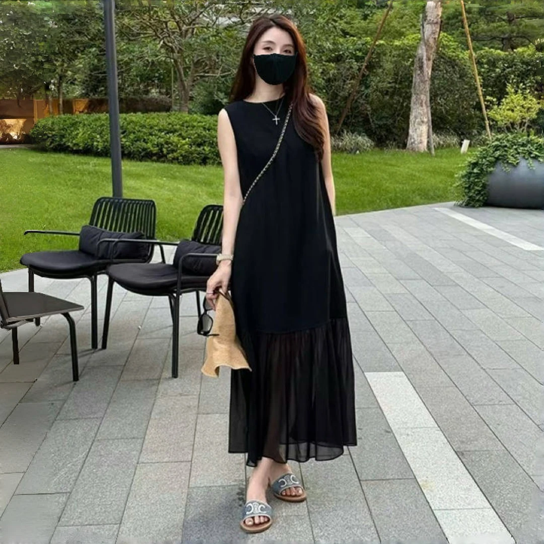 法式赫本风黑色无袖连衣裙女2025夏季新款优雅精致高级感圆领长裙