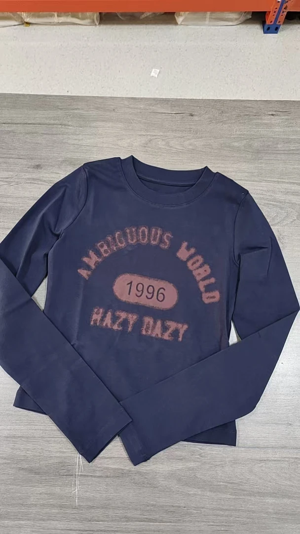 2025小特百搭休闲长袖字母圆领T恤