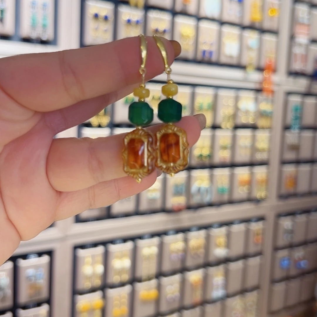 玛瑙未镶嵌挂件耳环