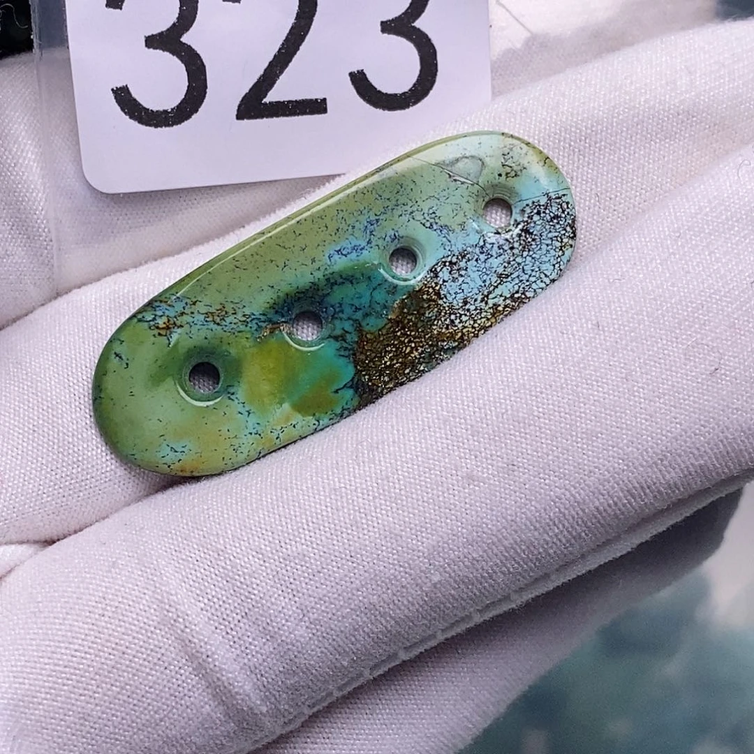 绿松石未镶嵌珠宝半成品