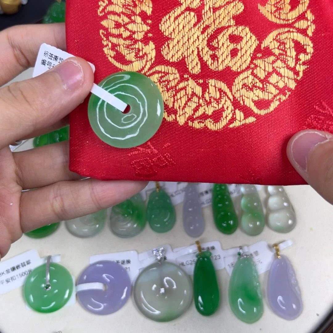 懒***子平安扣直播链接编号w5151