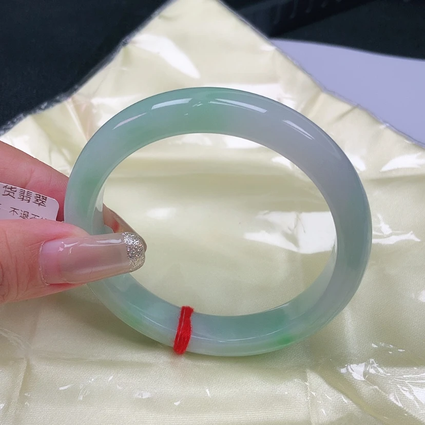 【闪购商品】未镶嵌手镯翡翠5758，