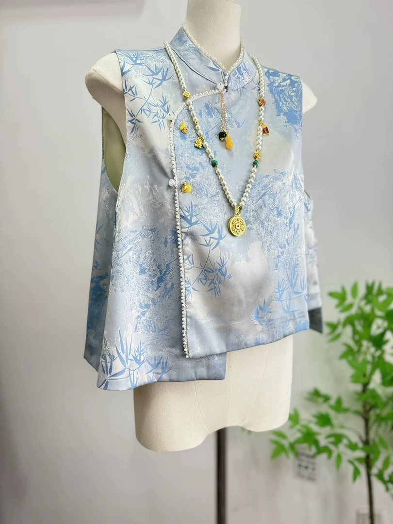 新中式改良唐装马甲女2025夏季新款国风缎面提花无袖坎肩外搭上衣