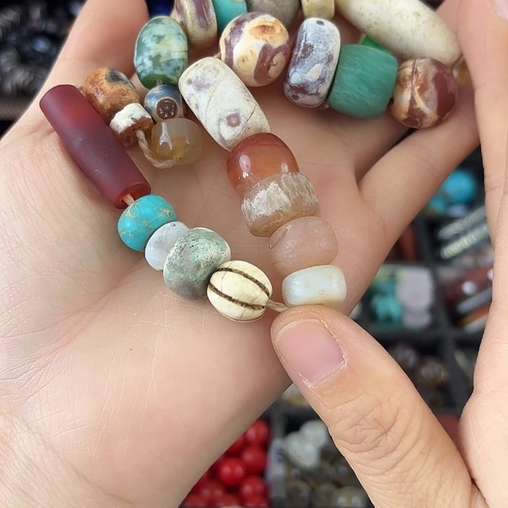 玛瑙/玉髓未镶嵌珠宝半成品?***