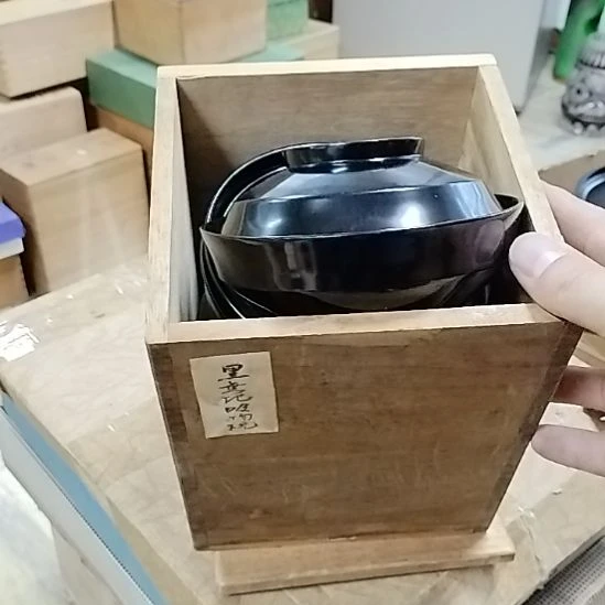 五套漆器盖碗带原盒