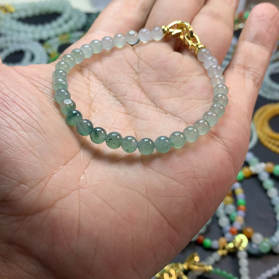 定制翡翠未镶嵌卡5.3冰飘蓝花手串