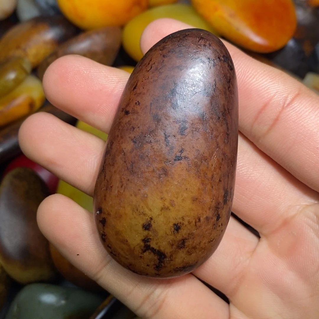 和田玉未镶嵌珠宝奇石