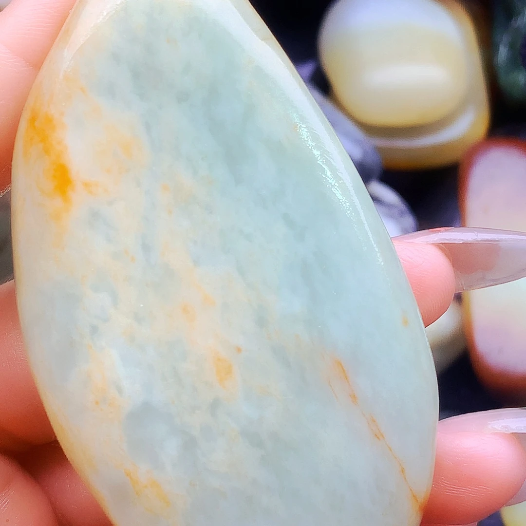 未镶嵌和田玉（糖玉）把件