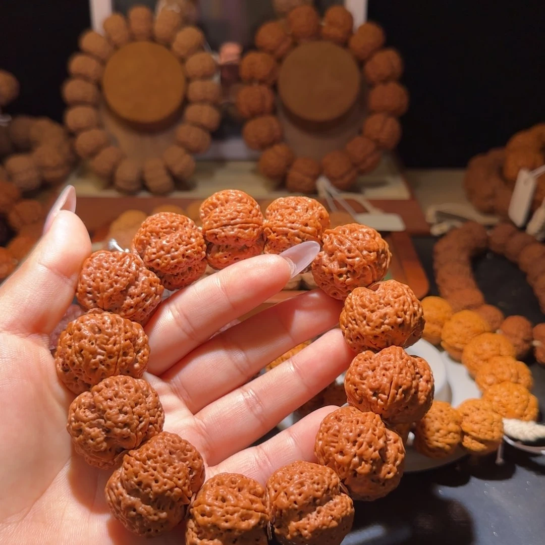 金刚菩提吊坠28➕开播福利半月梅花