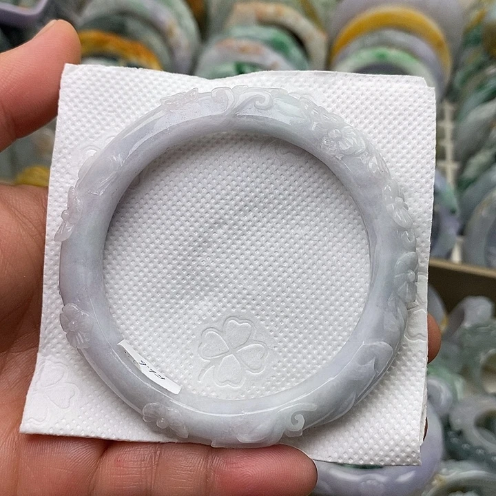 翡翠未镶嵌手镯56.6圈喜上眉梢