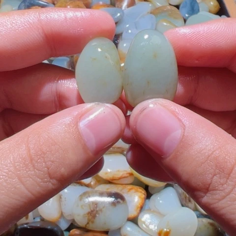 和田玉（糖玉）未镶嵌颈饰2-5