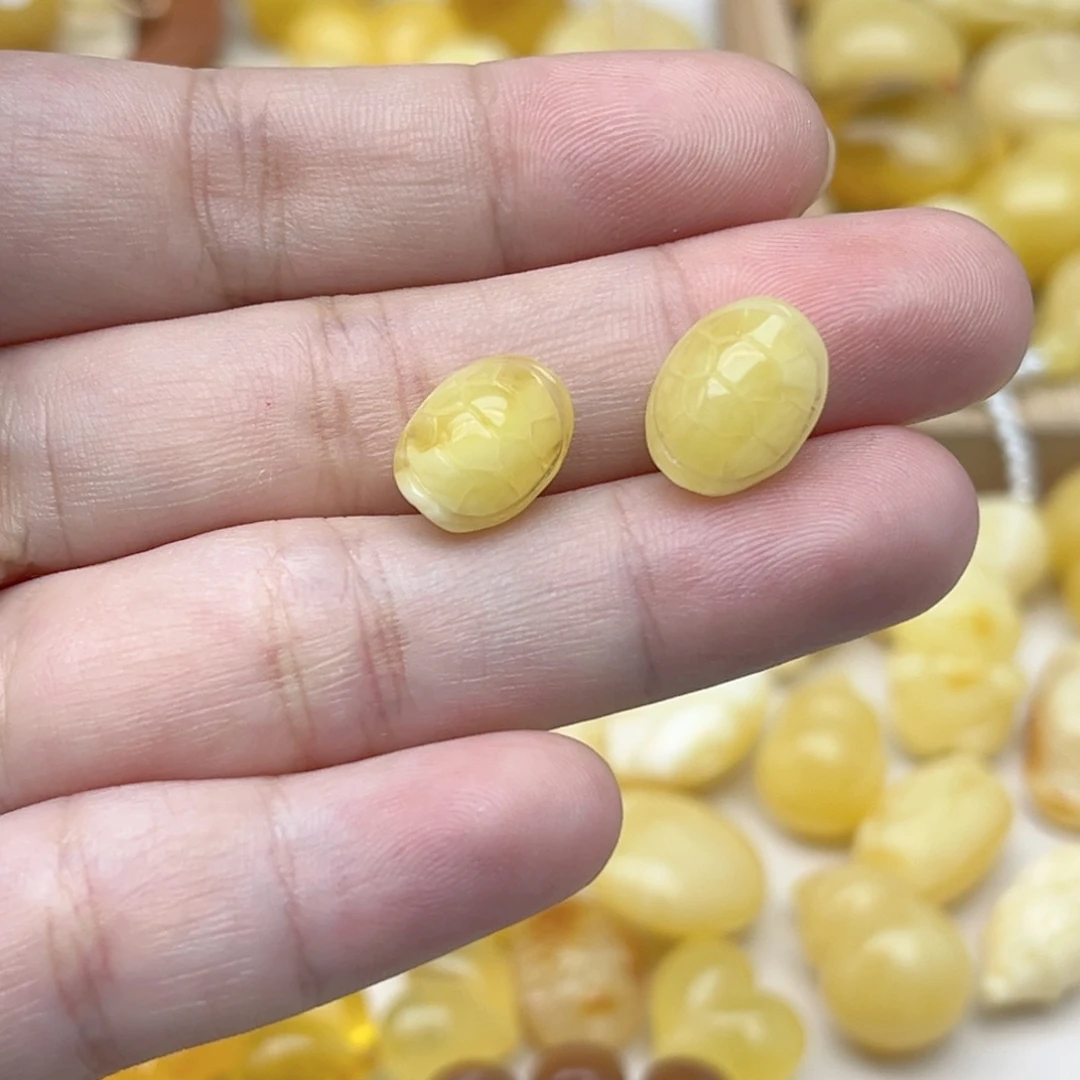 蜜蜡未镶嵌裸石天然