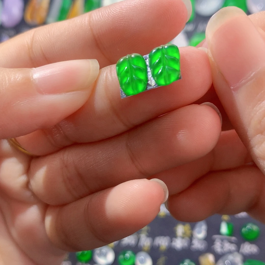 翡翠未镶嵌颈饰绿叶子2