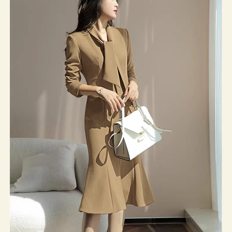 2025年女装新款气质优雅名媛过膝长裙设计感轻奢鱼尾连衣裙子2225
