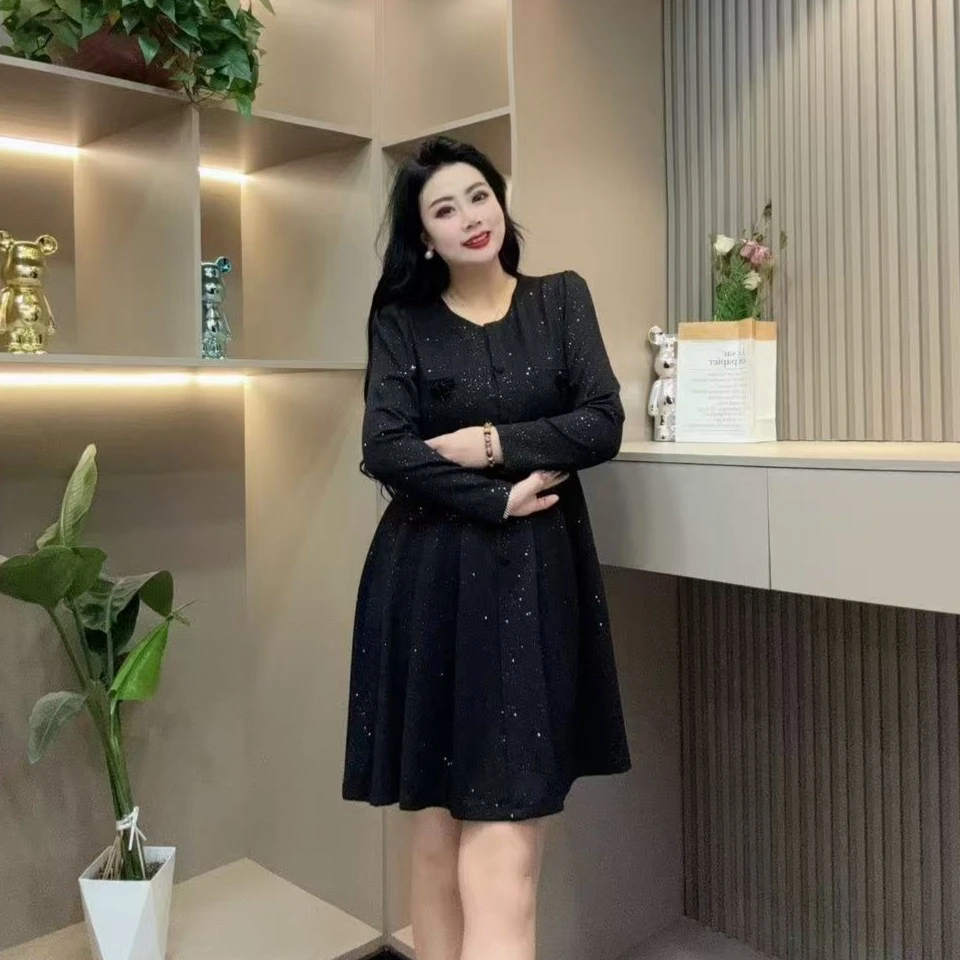 春季连衣裙-尊 516 时尚潮流气质百褶亮闪显瘦款胖MM大码女装新款