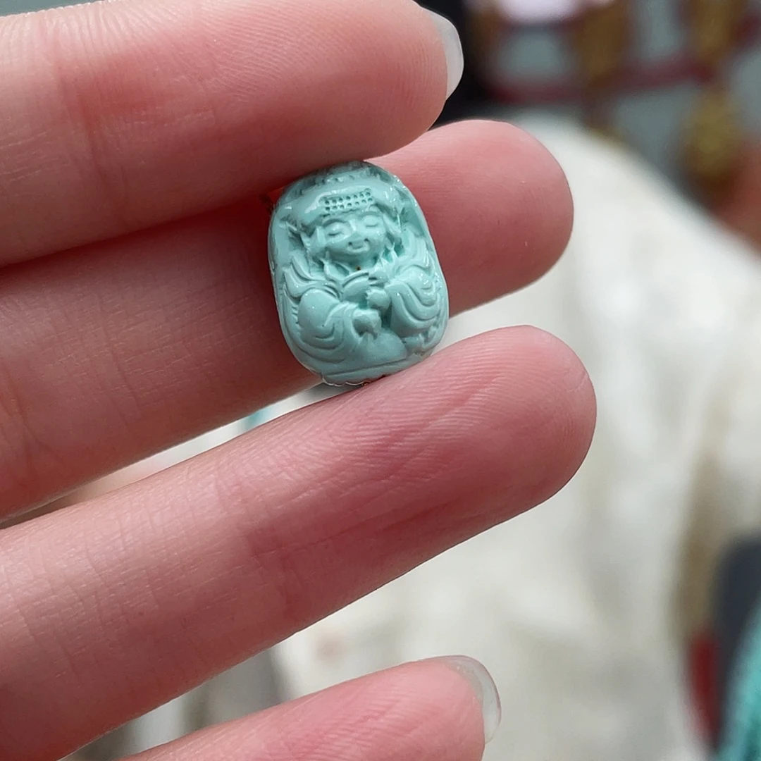 绿松石颈饰未镶嵌