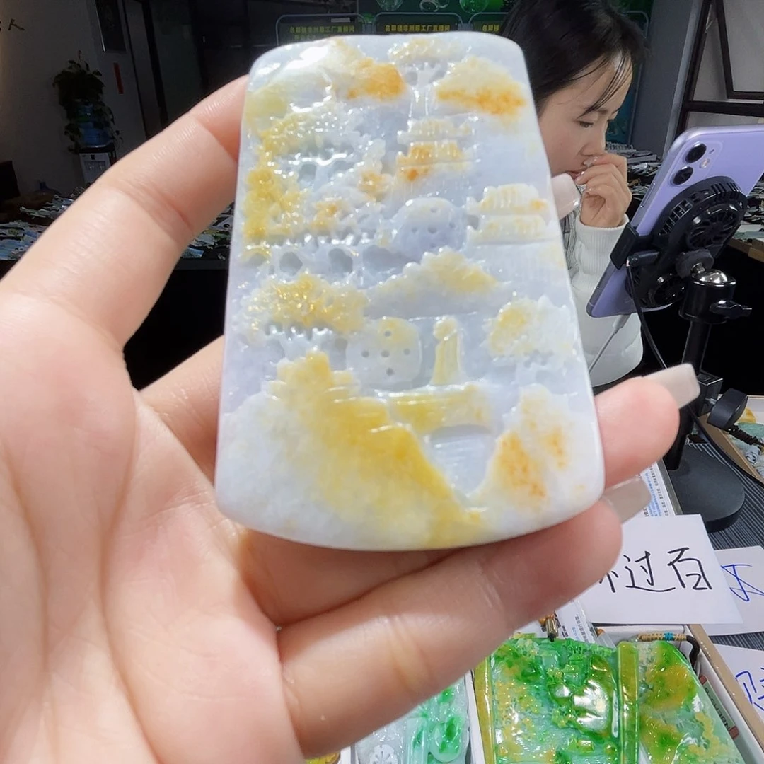 颈饰未镶嵌翡翠一