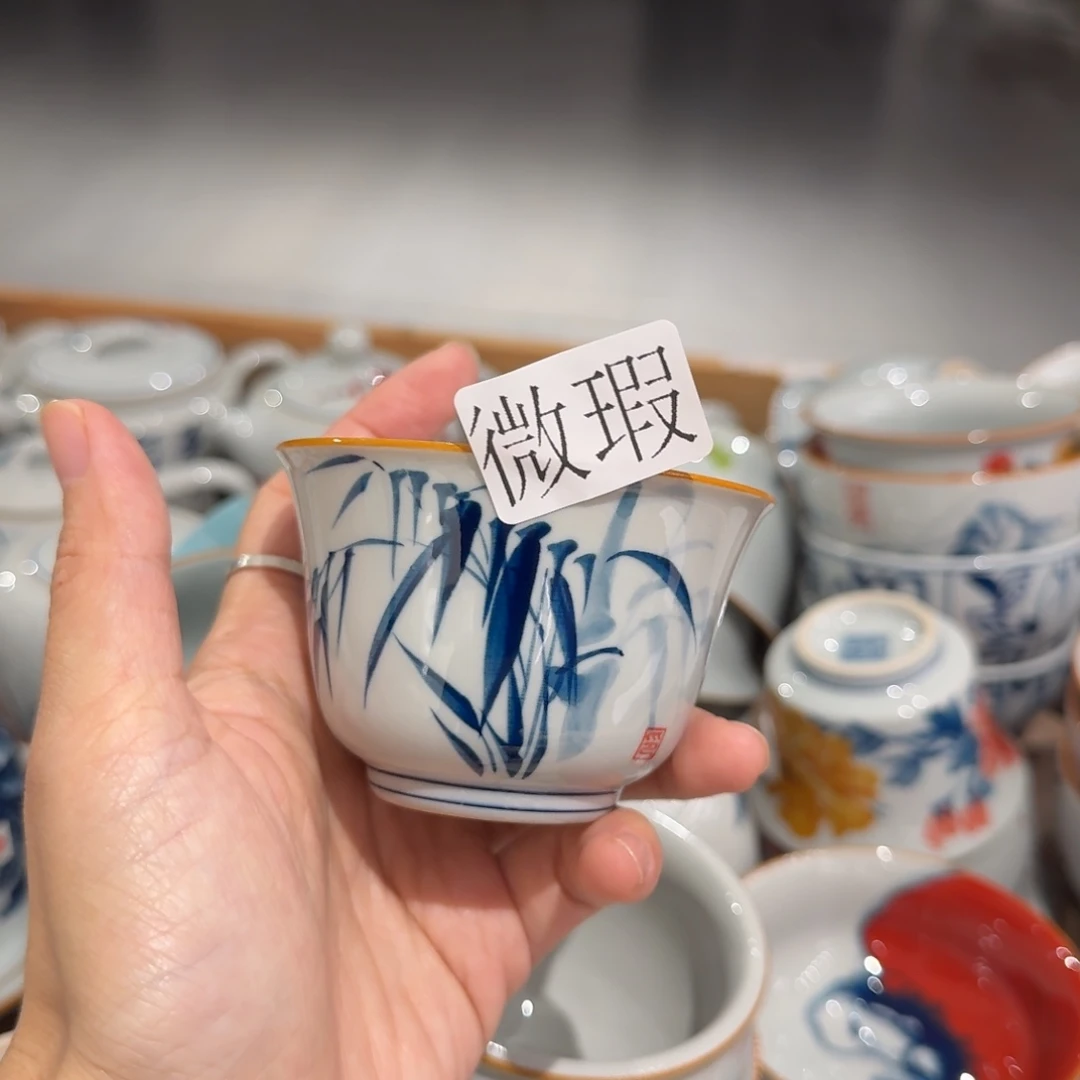 釉下手绘茶具微瑕