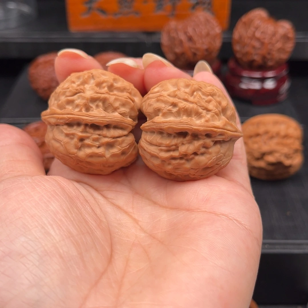 【闪购商品】文玩核桃吊坠野生小众福利