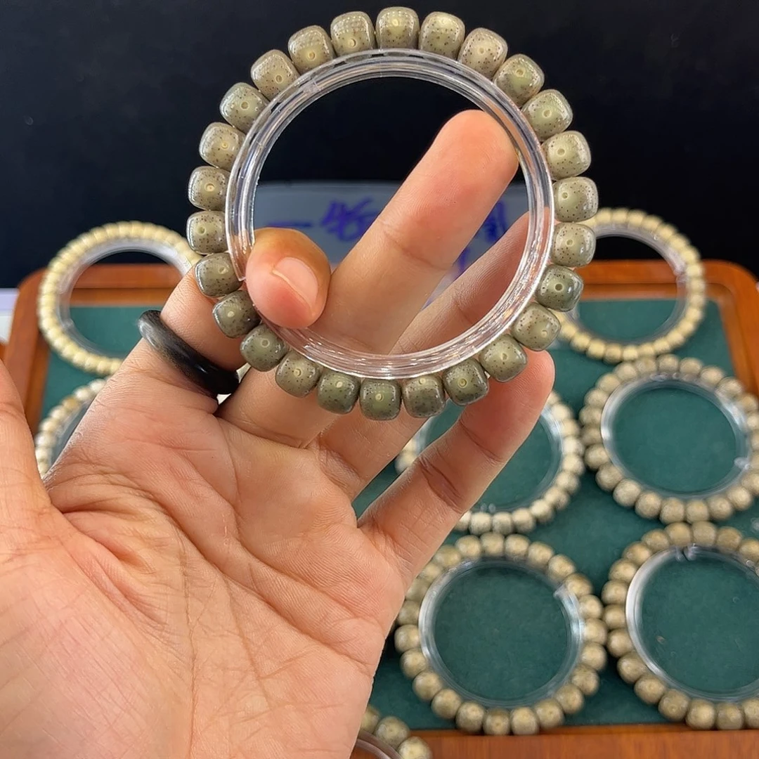 星月菩提吊坠1号.  星月菩提.   一物一图.