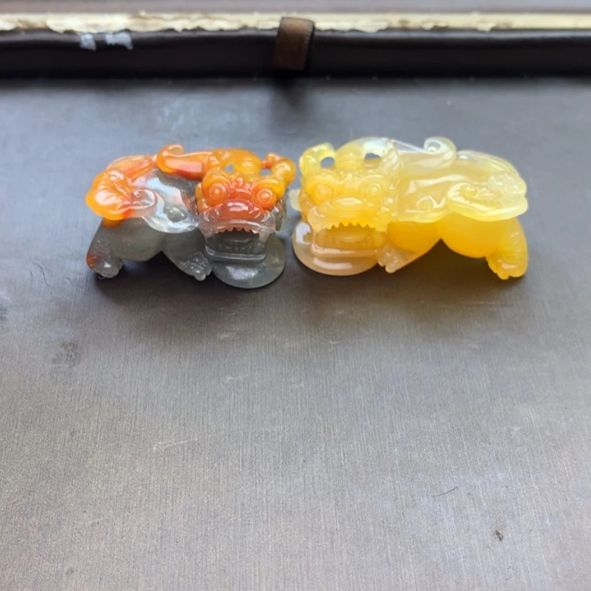 【闪购商品】未镶嵌石英质玉（黄龙玉）颈饰美***m