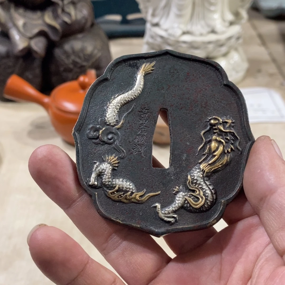 日本刀谭一个铜龙纹