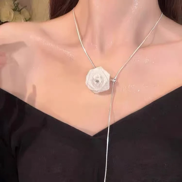 合金项链 山茶呓语~网纱花朵项链女去轻奢高级感锁骨链秋冬毛衣链