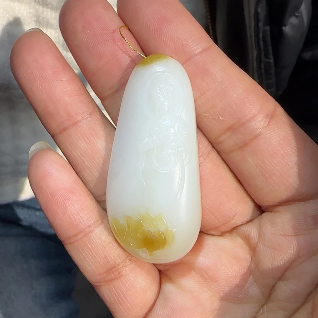 和田玉颈饰未镶嵌