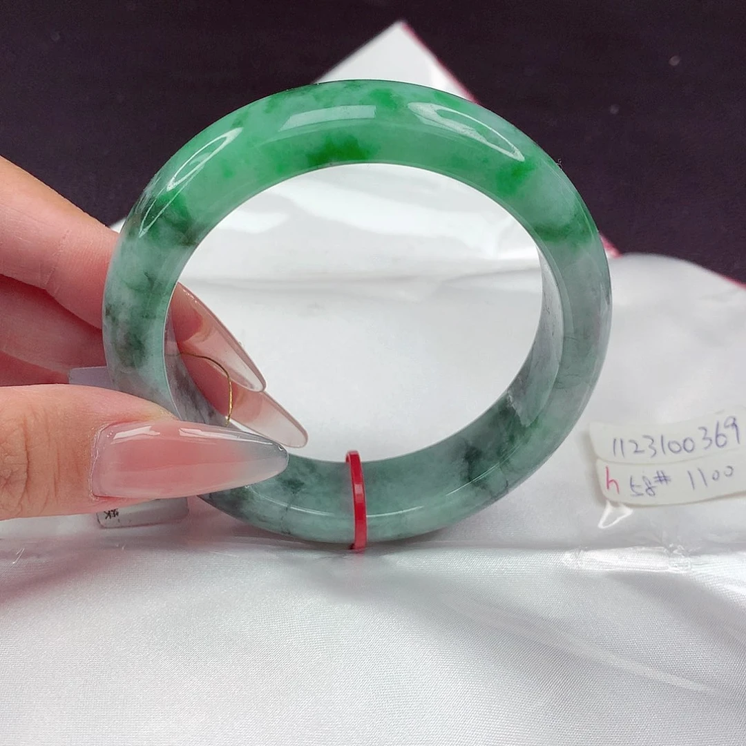 翡翠手镯未镶嵌58圈轮胎369