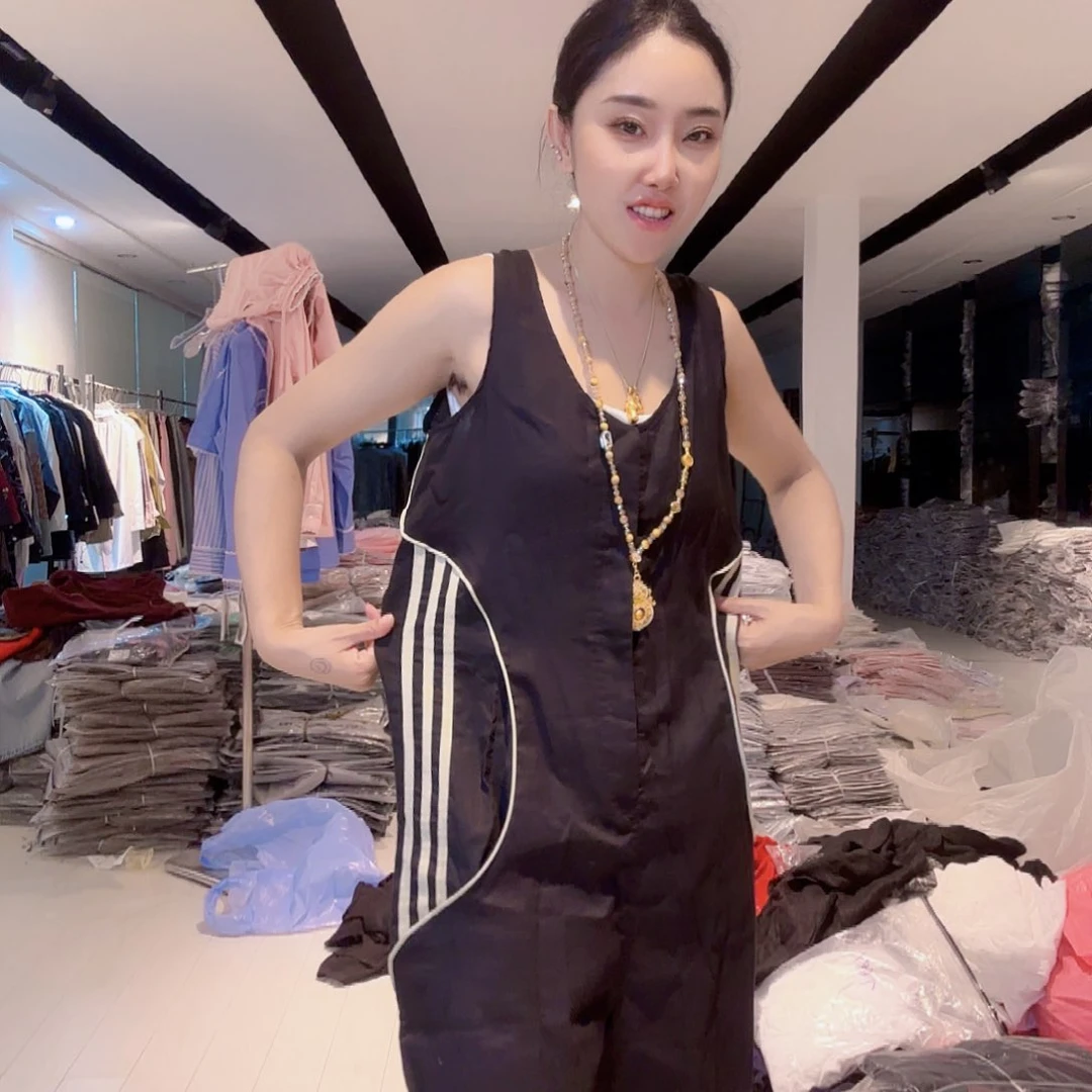 135斤亚麻黑色连体