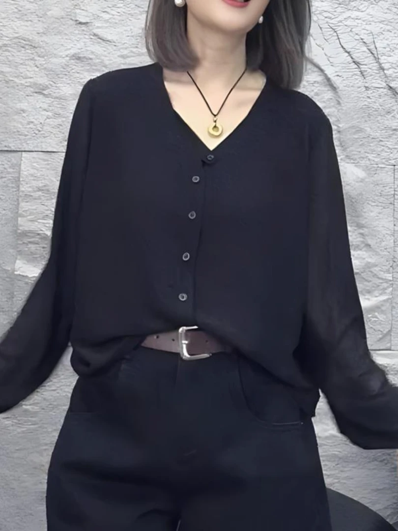 洋气欧货感显瘦气质黑韩版时尚宽松上衣V女高级简约领纯大牌长袖