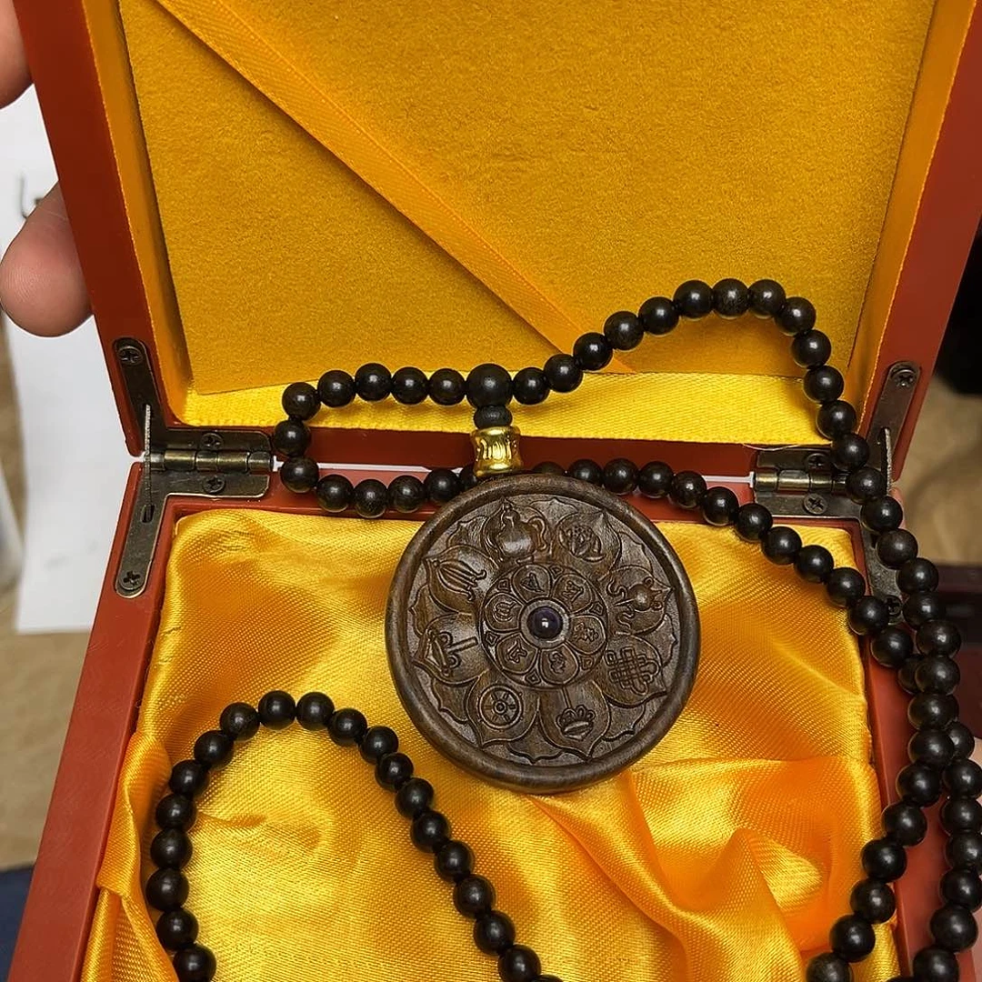 大叶紫檀（黑酸枝木类）