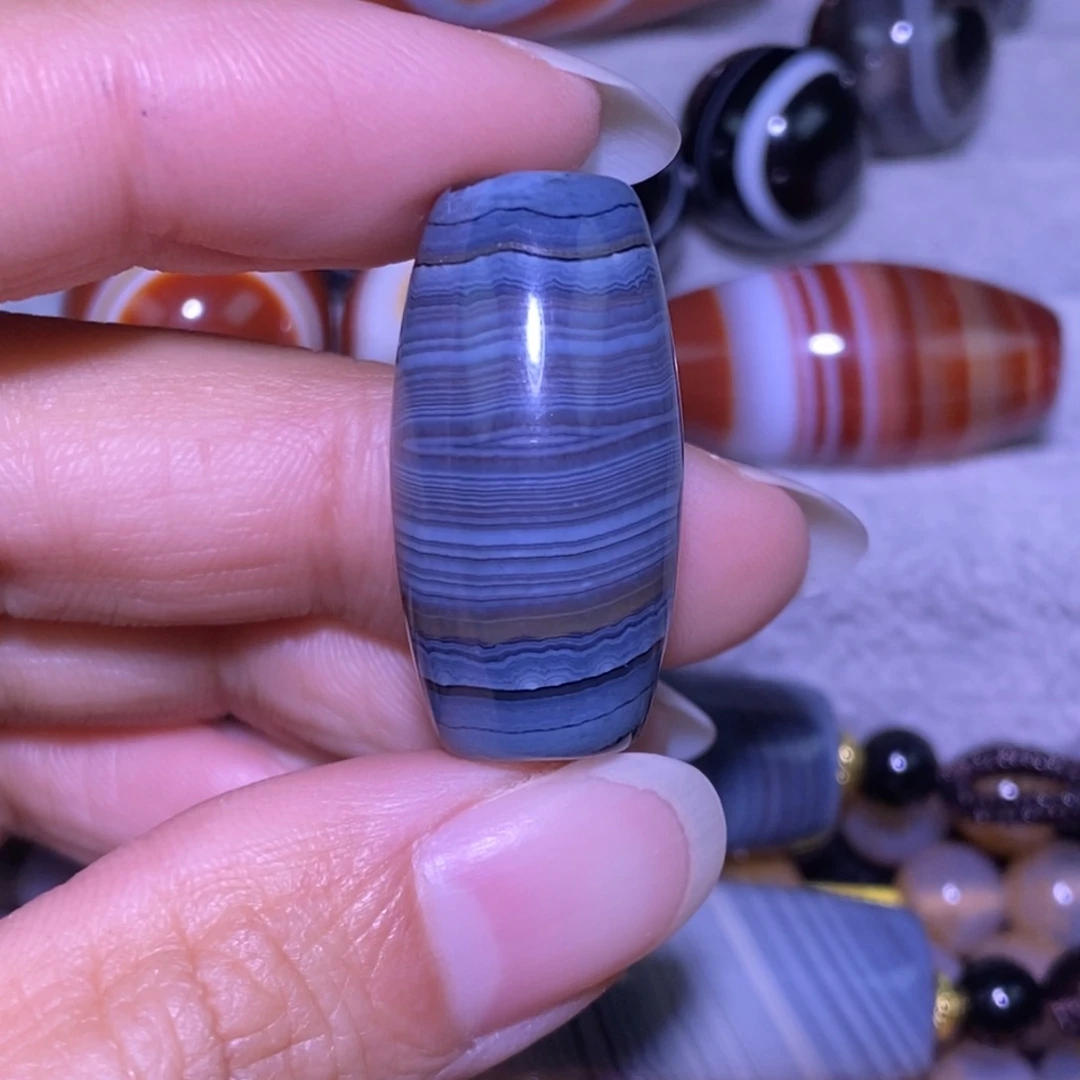 忽***略玛瑙/玉髓未镶嵌颈饰