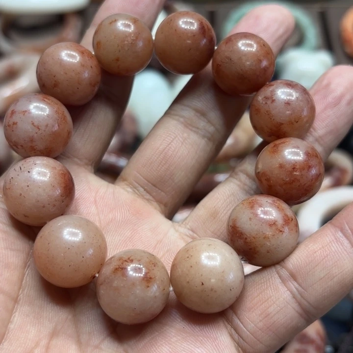禾***水石英岩玉合金颈饰