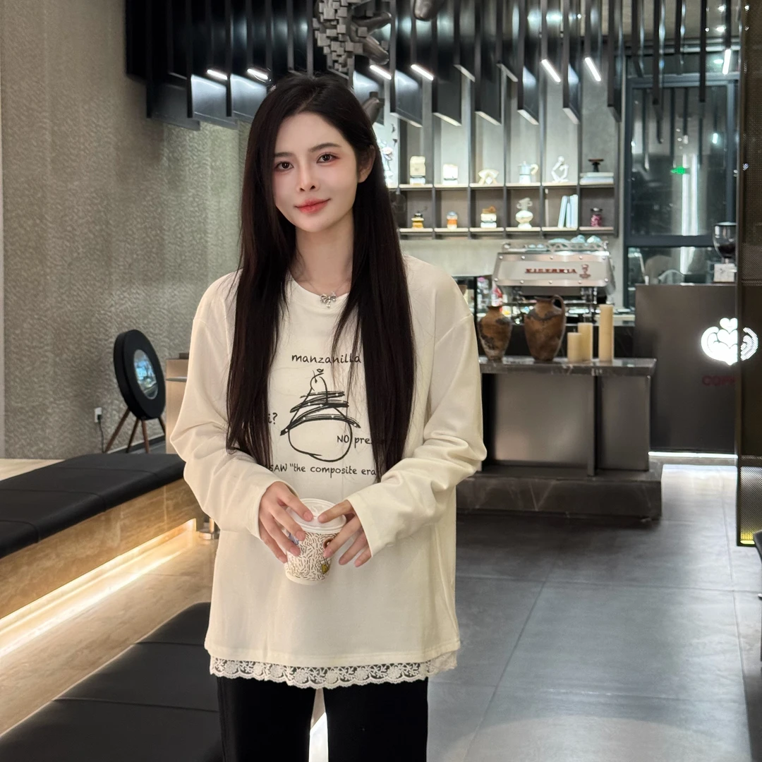 宿慕SUMU重工钉珠蕾丝花边拼接双面绒卫衣12-4冬季新款上衣1689