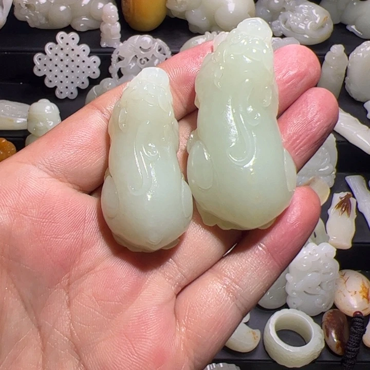 安***悦和田玉未镶嵌挂件