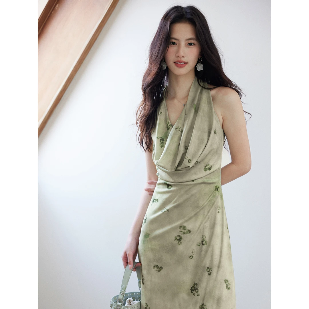 贰羊设计【空青】度假风荡领挂脖连衣裙女绿色修身印花裙长裙套装夏