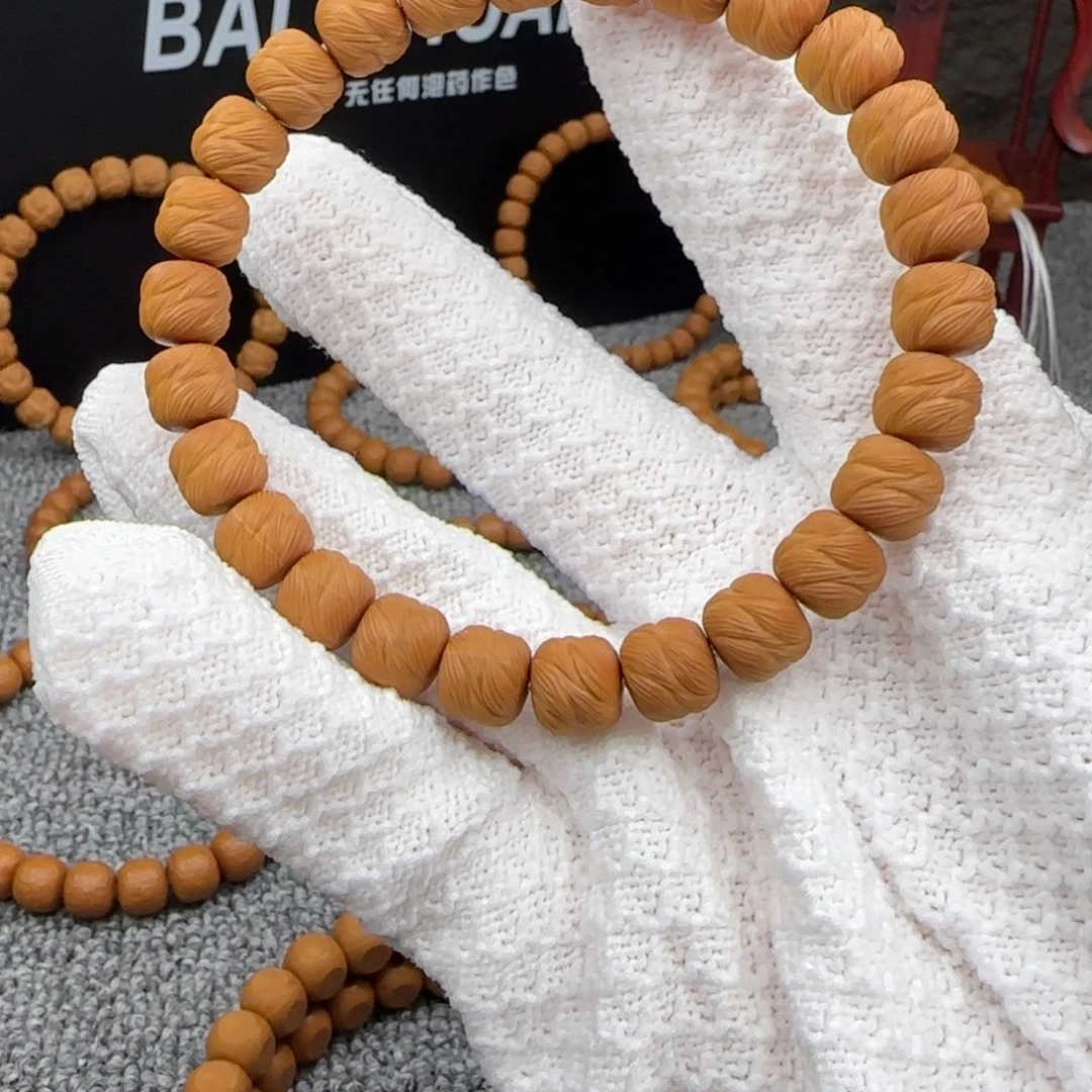 吊坠猴头核桃龙尾